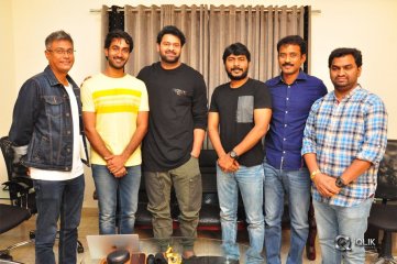 Prabhas Appreciates Paper Boy Trailer Photos